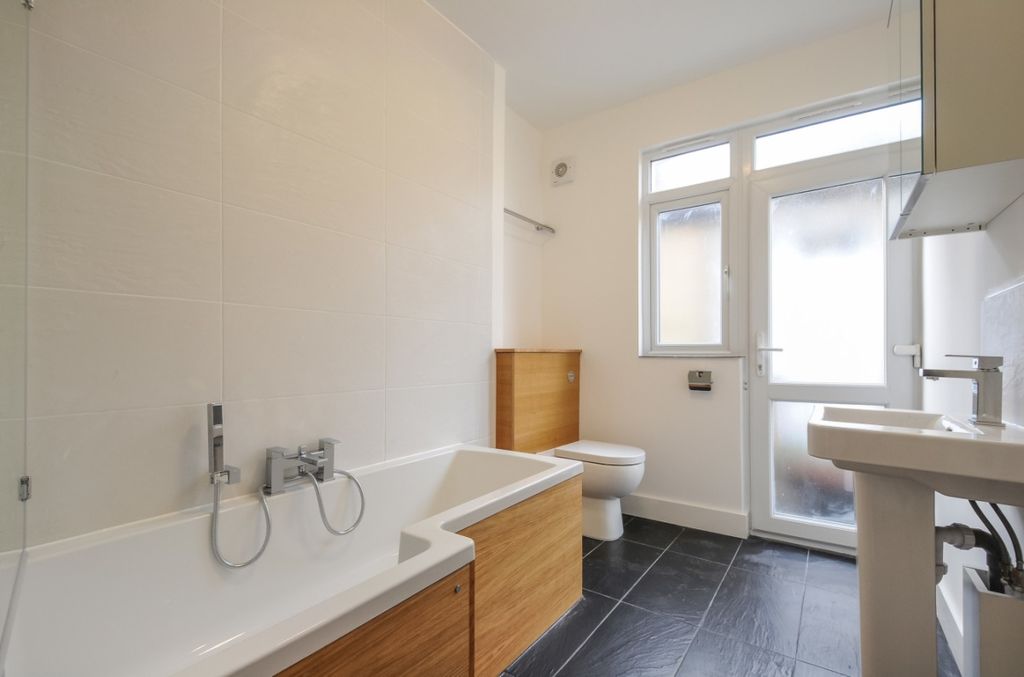 Property photo 3 of 6 28057 (3)c