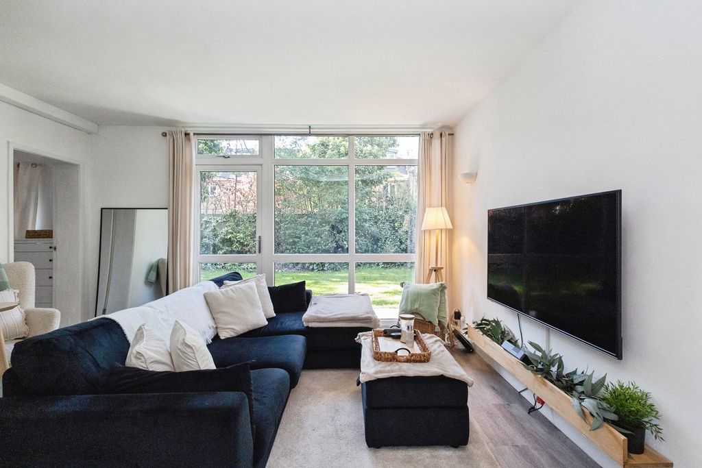 Property photo 2 of 23 Pbox-Img.Jpg
