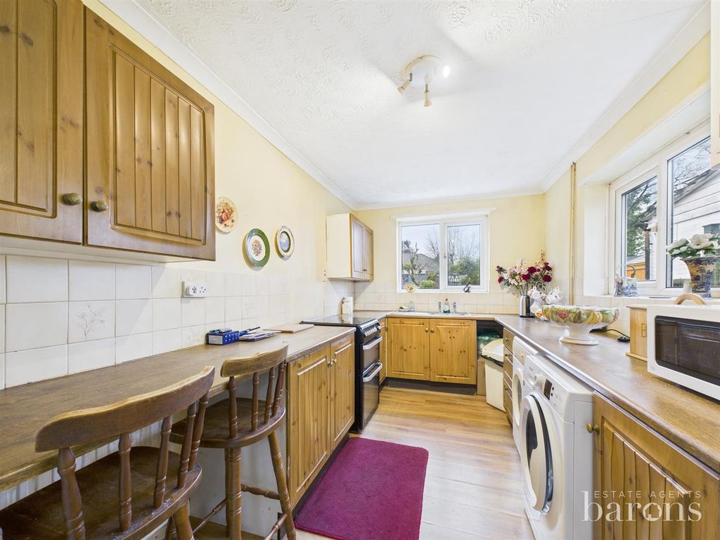 Property photo 3 of 11 Cam05500G0-Pr0114-Still006.Jpg