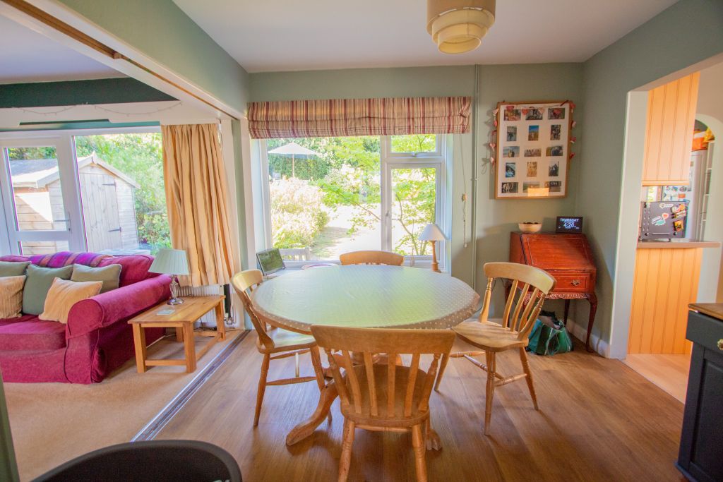 Property photo 3 of 17