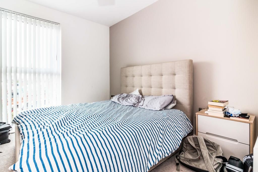 Property photo 3 of 5 Queens Dock 2Bed 3.Jpeg