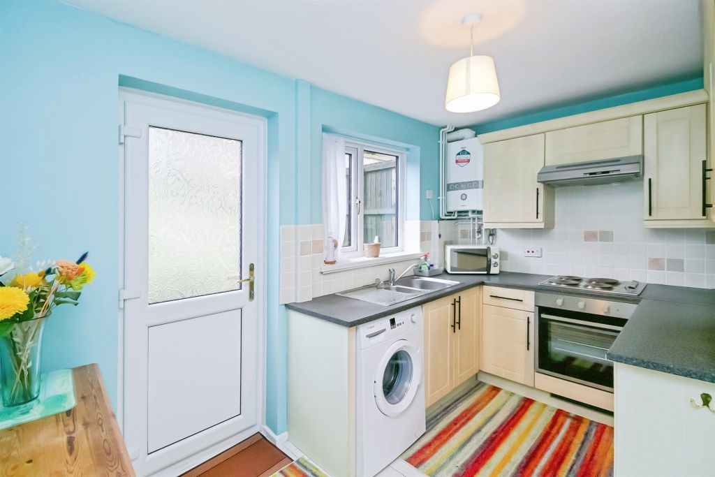 Property photo 2 of 16