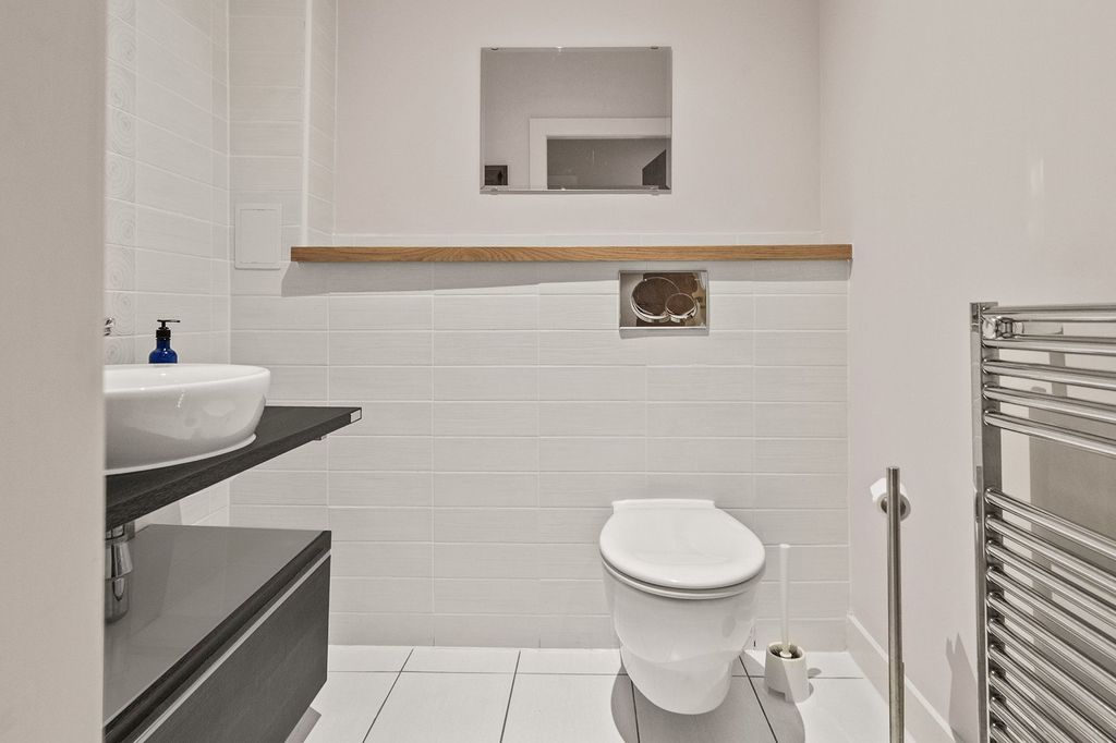 Additional image 20 of 3 bed flat for saleKenilworth Gate, Wellgate Drive, Bridge Of Allan FK9