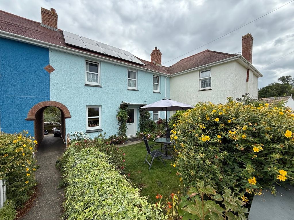 Property photo 1 of 22