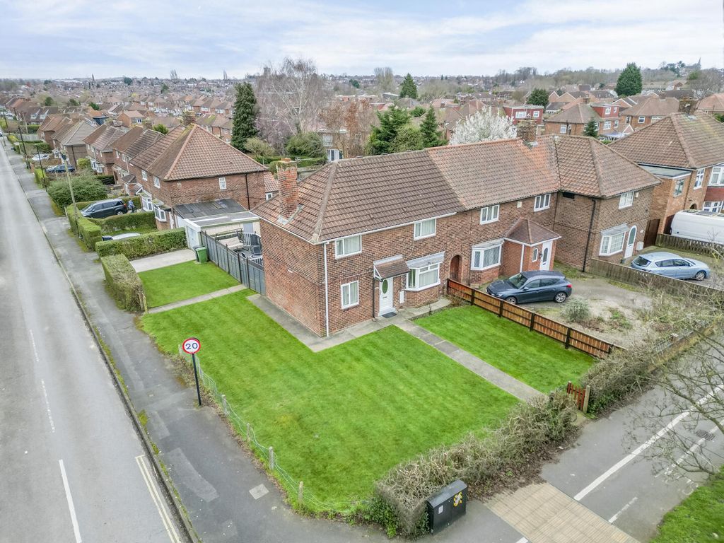 Property photo 1 of 20 Front (Exterior)