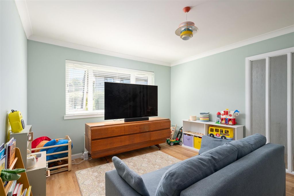 Property photo 3 of 19 S02.Jpg