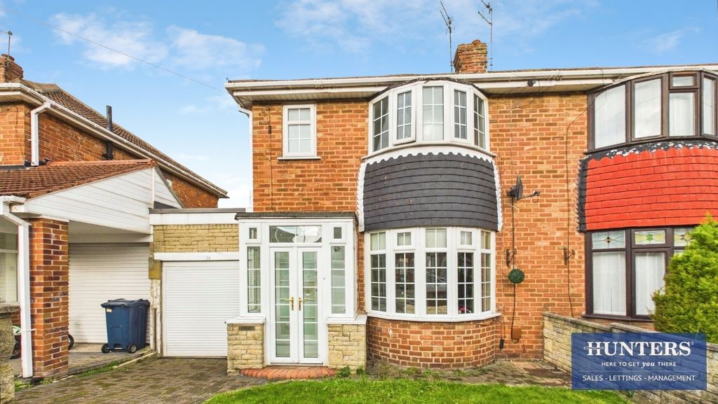 Property photo 1 of 16 External