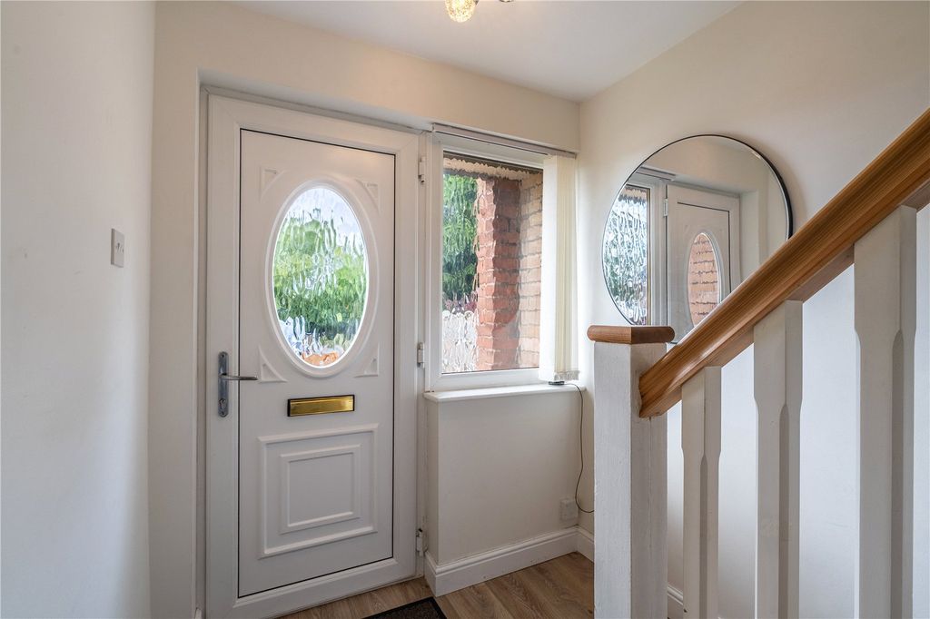 Property photo 2 of 32 Picture No. 07