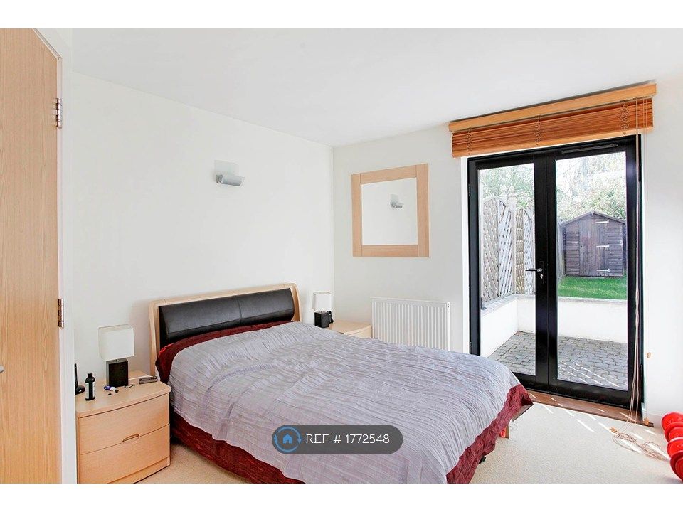 Property photo 3 of 4