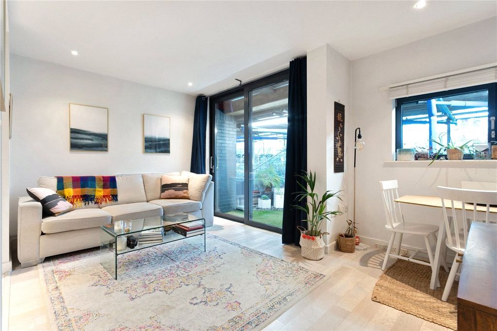 Property photo 1 of 11 Picture No. 06