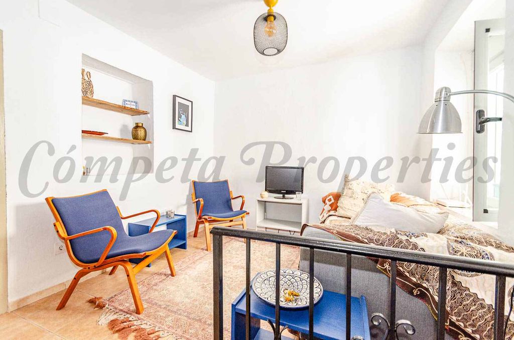 Property photo 2 of 16