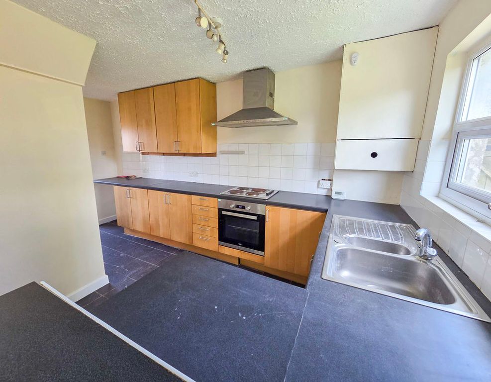 Property photo 2 of 29 Photo 24