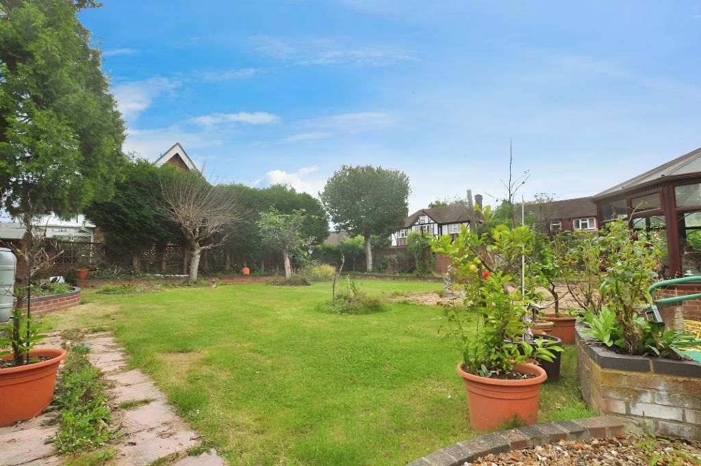 Additional image 22 of 5 bed detached house for saleLondon Road, Luton LU1
