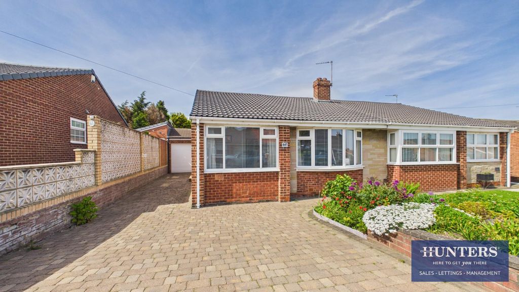 Property photo 1 of 18 External