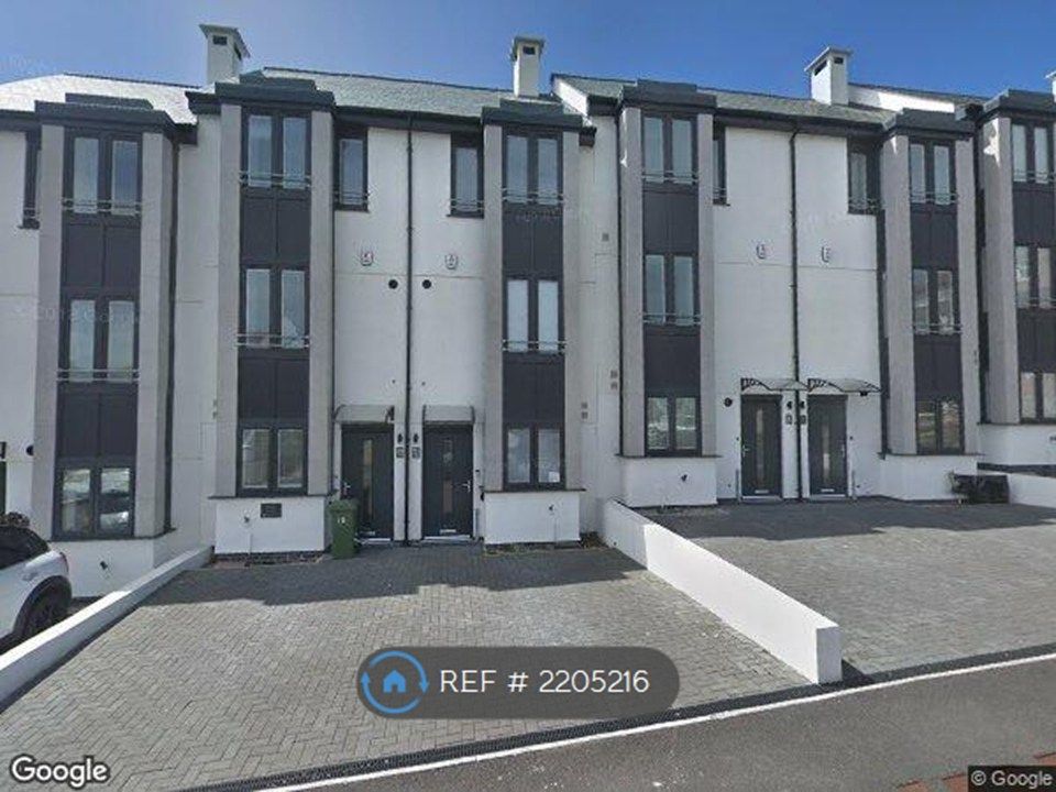 Property photo 1 of 1