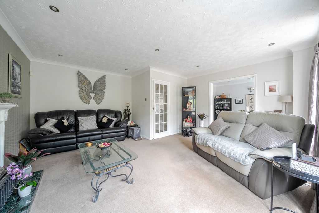 Additional image 5 of 5 bed detached house for saleCrozier Drive, South Croydon CR2