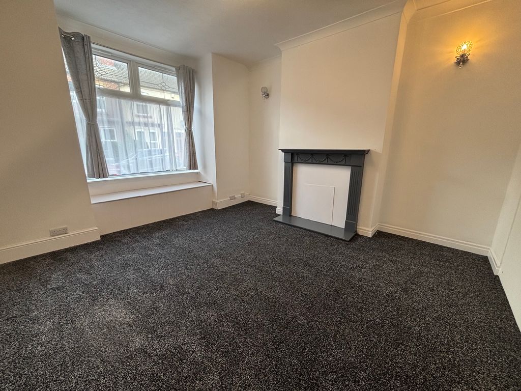 Property photo 2 of 14 Reception Room