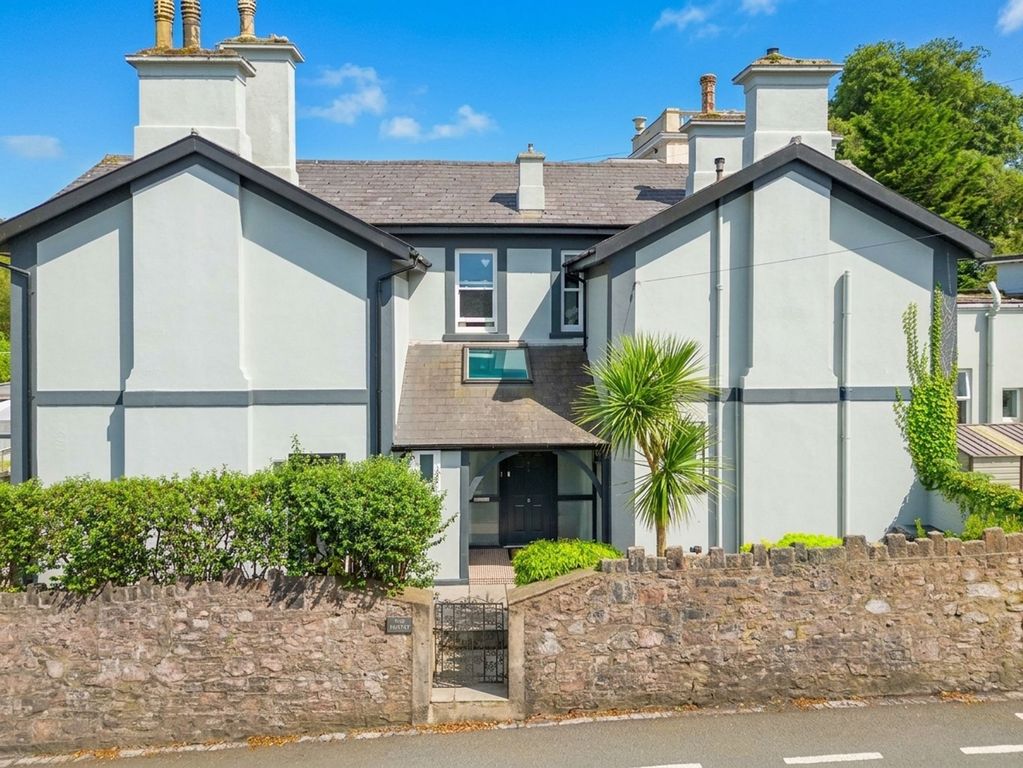 Property photo 1 of 36