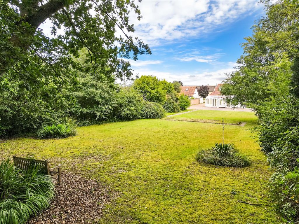Property photo 1 of 35