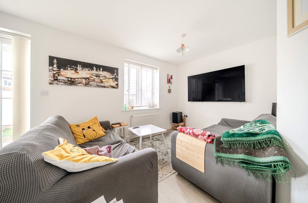 Property photo 2 of 21 1423137-11-69B010...