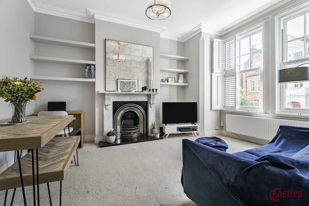 Property photo 1 of 14 Living Room