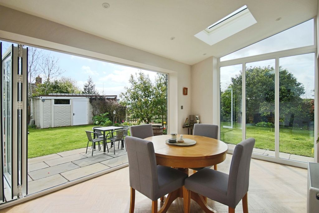 Property photo 3 of 23 Pbox-Img.Jpg