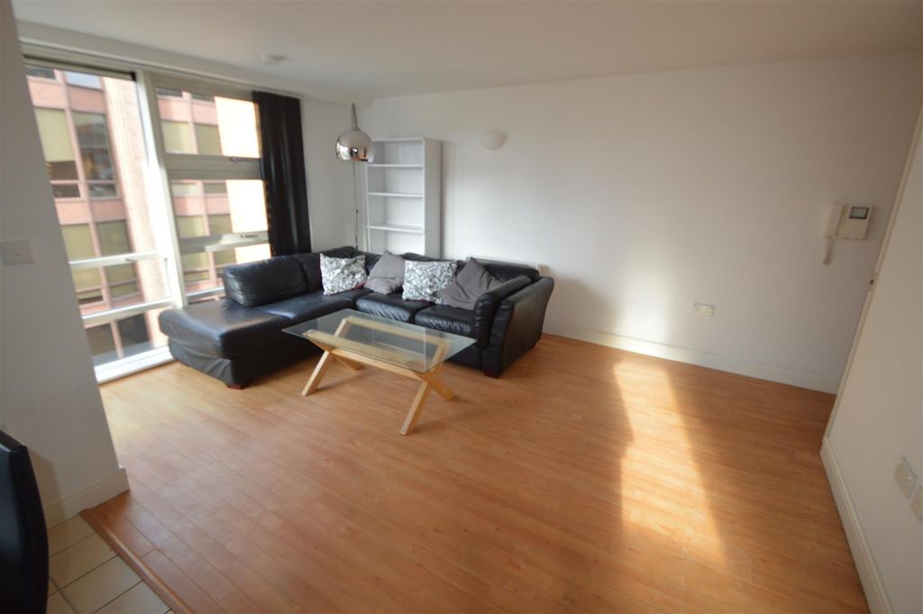 Property photo 2 of 9