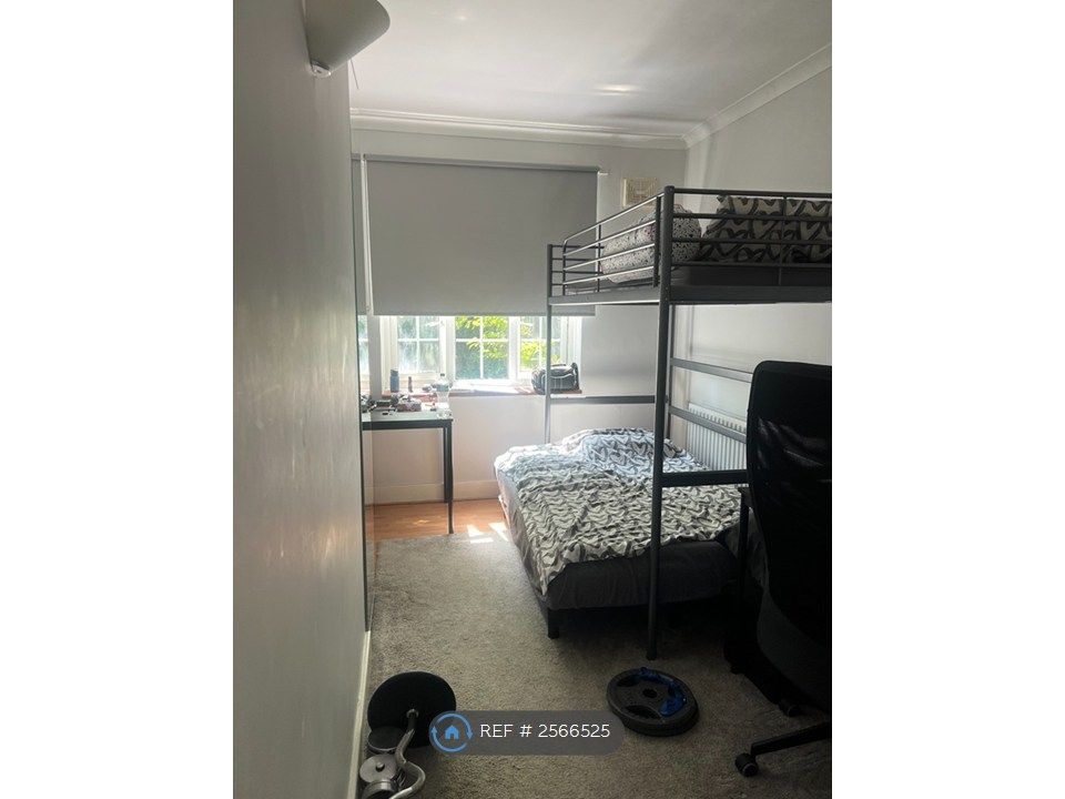 Property photo 3 of 8