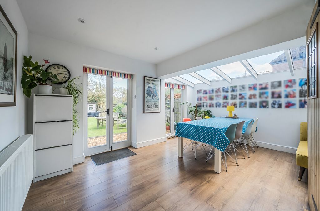 Property photo 3 of 21 1385074-1-6925cc7...