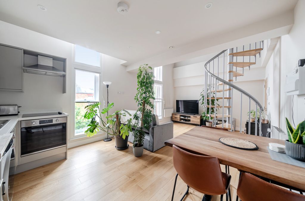 Property photo 2 of 14 1509698-3-6A82Fb4...