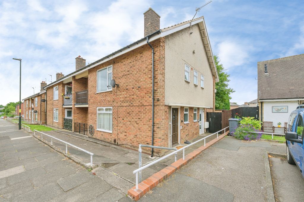 Property photo 1 of 16
