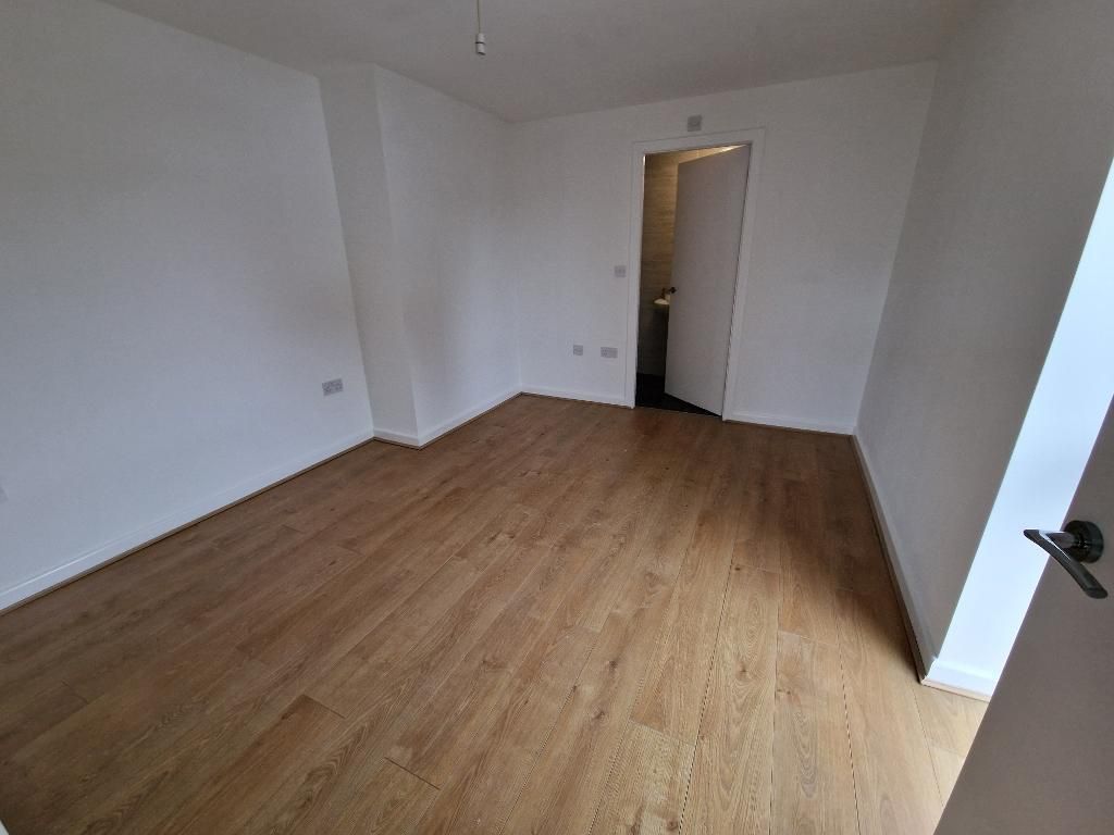 Property photo 2 of 7 Photo 2