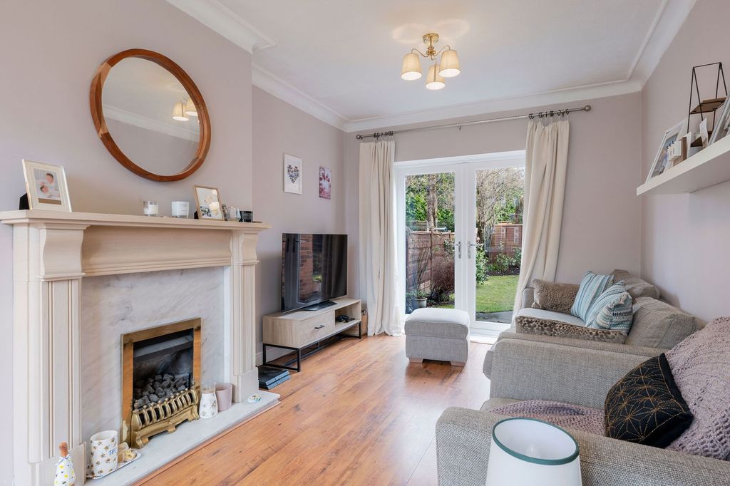 Property photo 2 of 21