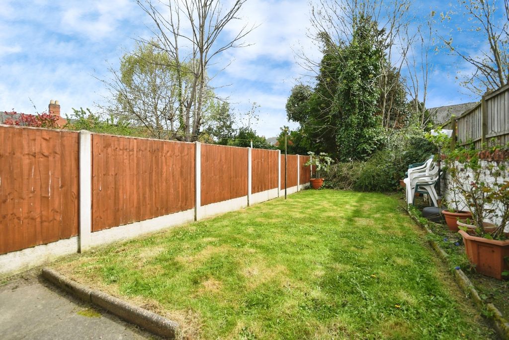 Property photo 3 of 17 Photo
