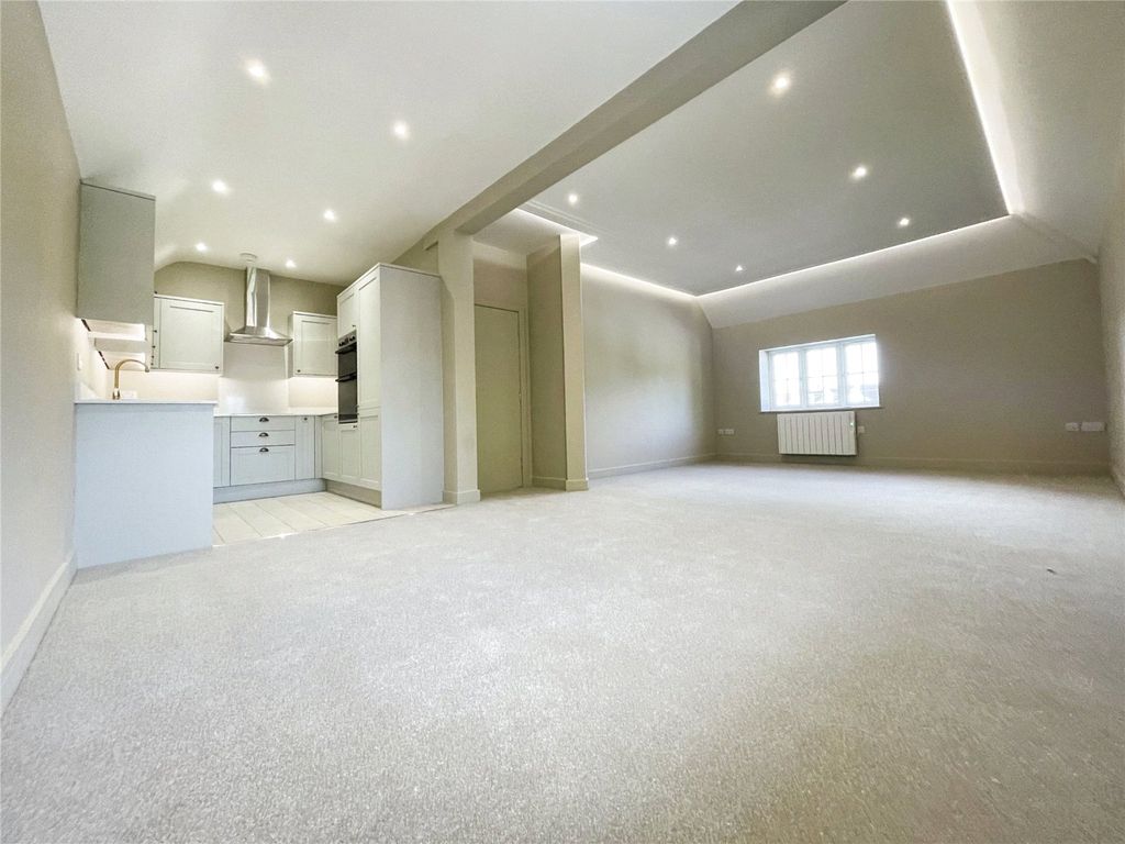 Property photo 3 of 12 Picture No. 09