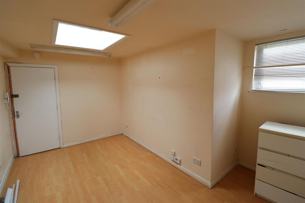 Property photo 1 of 6 Img_0610.Jpg