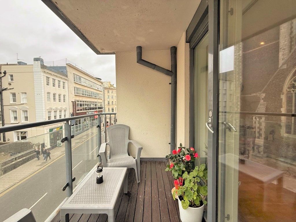 Property photo 2 of 19 1