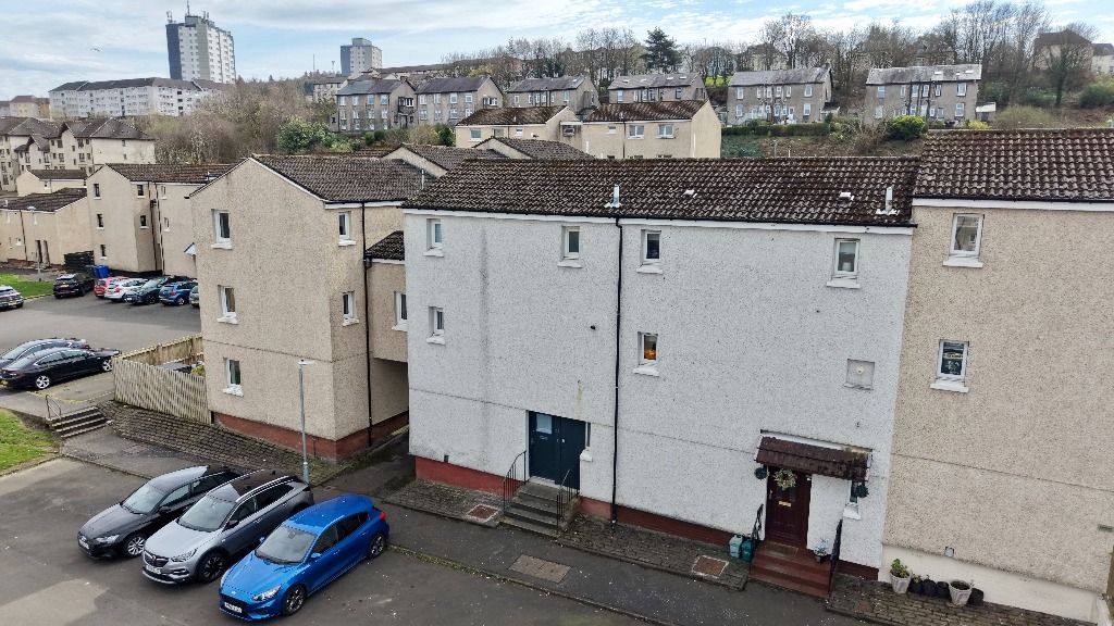 Property photo 2 of 24