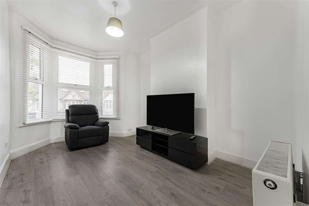 Property photo 2 of 18 2