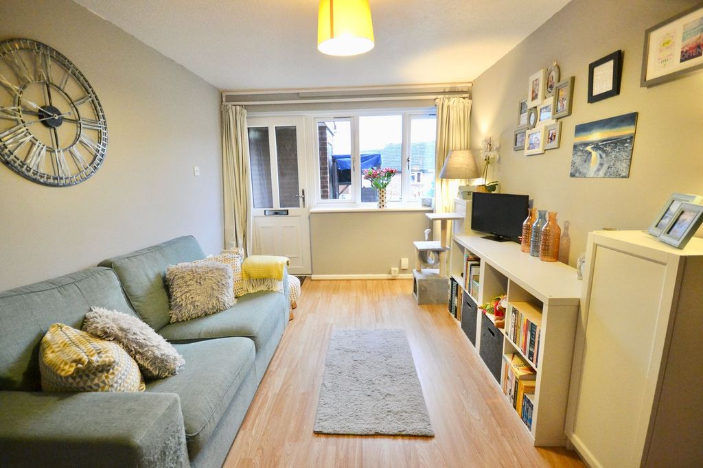 Property photo 3 of 13