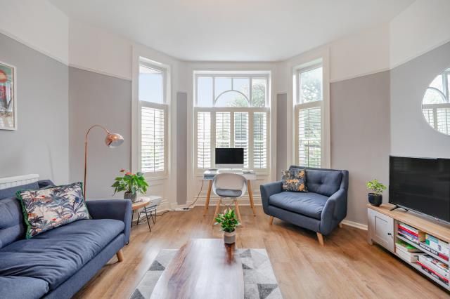 Property photo 1 of 8 Reception Room