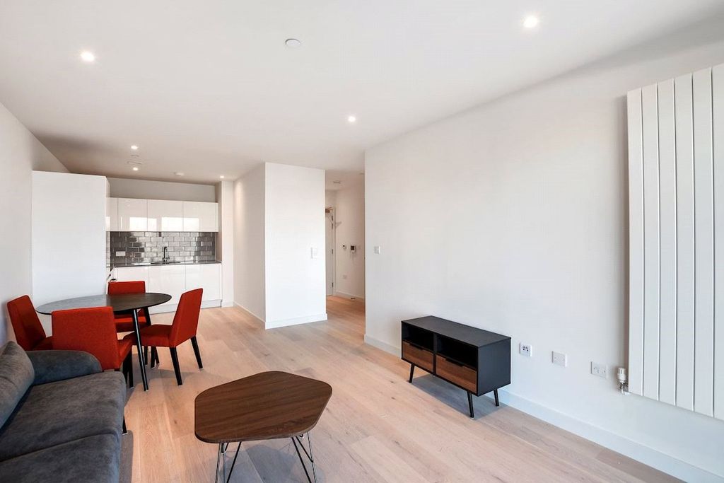 Property photo 2 of 18 Picture No. 03