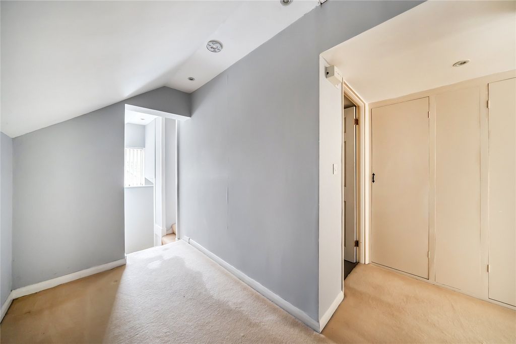 Additional image 15 of 5 bed detached house for saleLightwater, Surrey GU18