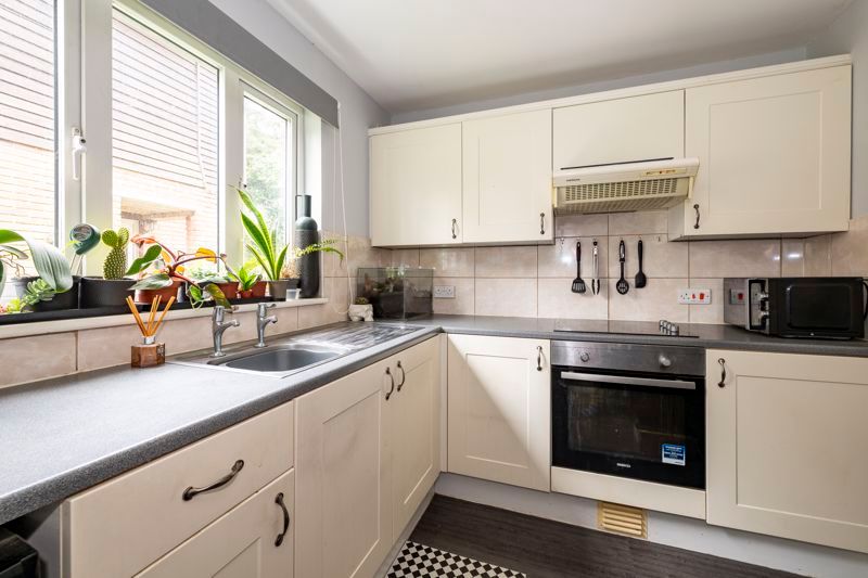 Property photo 3 of 19 Photo 1