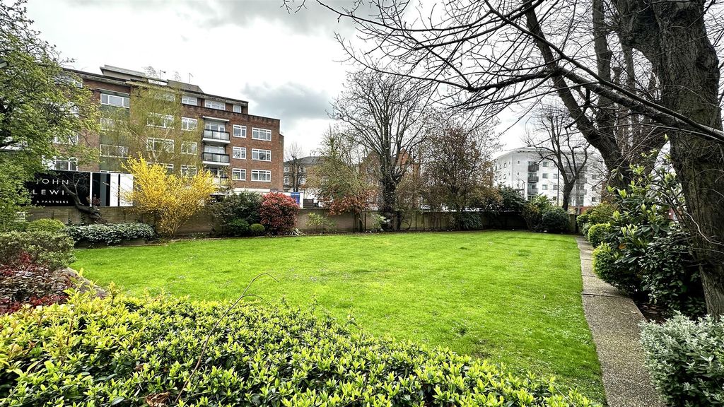 Property photo 3 of 10 Img_1041 1.Jpg