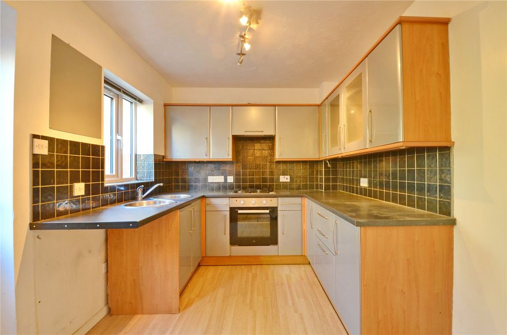 Property photo 2 of 10 Picture No. 05
