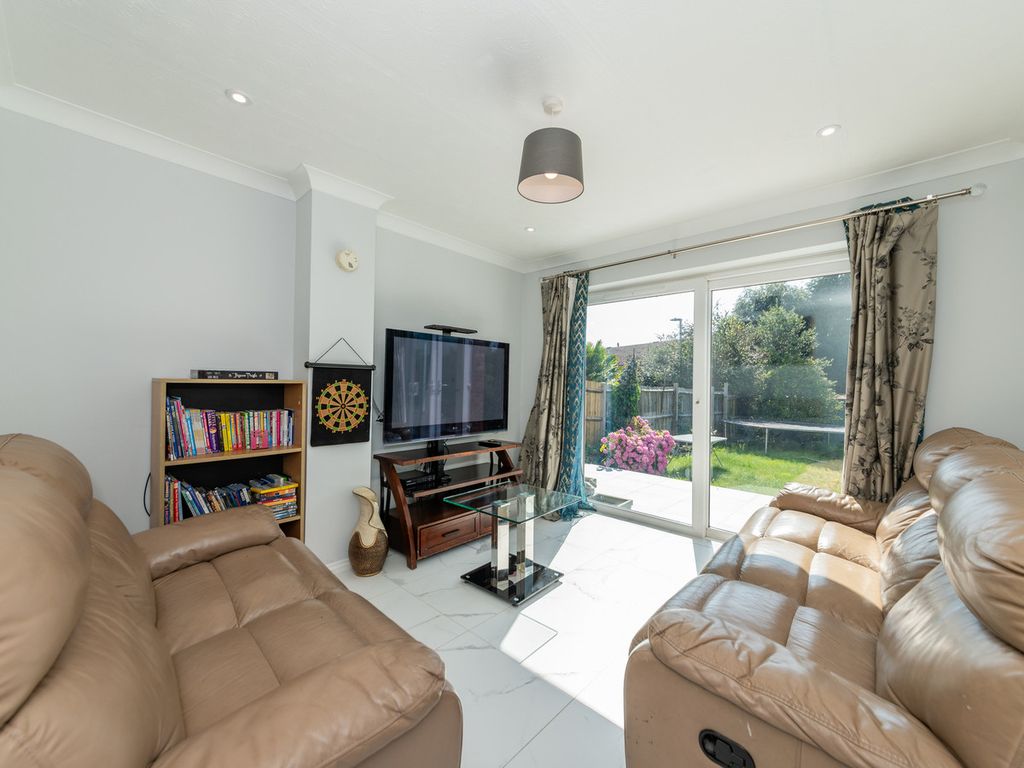 Property photo 2 of 42