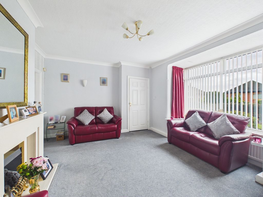 Property photo 3 of 27