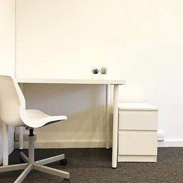 Property photo 3 of 4 Serviced Office, High St, Cobham - Kt11|