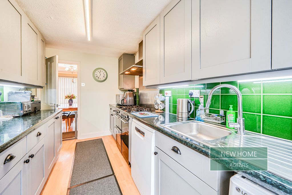 Property photo 3 of 18 Photo 17